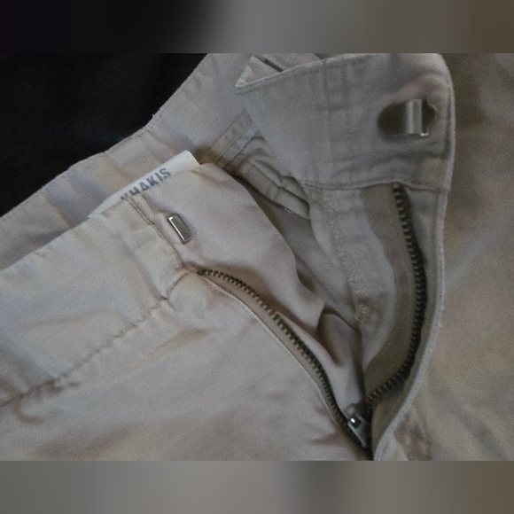 GAP Tan Bermuda Shorts Classic Summer Style Sz10 - Picture 3 of 8